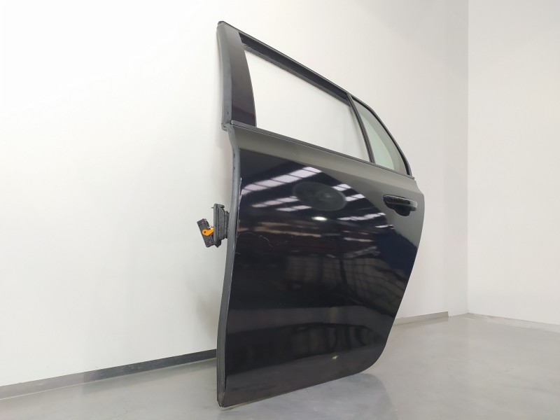 Recambio de puerta trasera izquierda para volkswagen golf vi (5k1) sport referencia OEM IAM 5K6833055K  