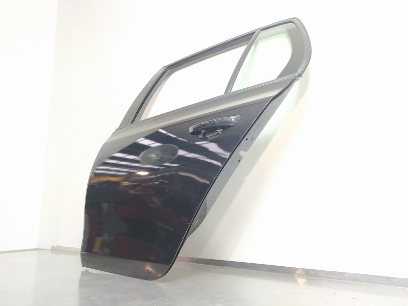 Recambio de puerta trasera izquierda para volkswagen golf vi (5k1) sport referencia OEM IAM 5K6833055K  