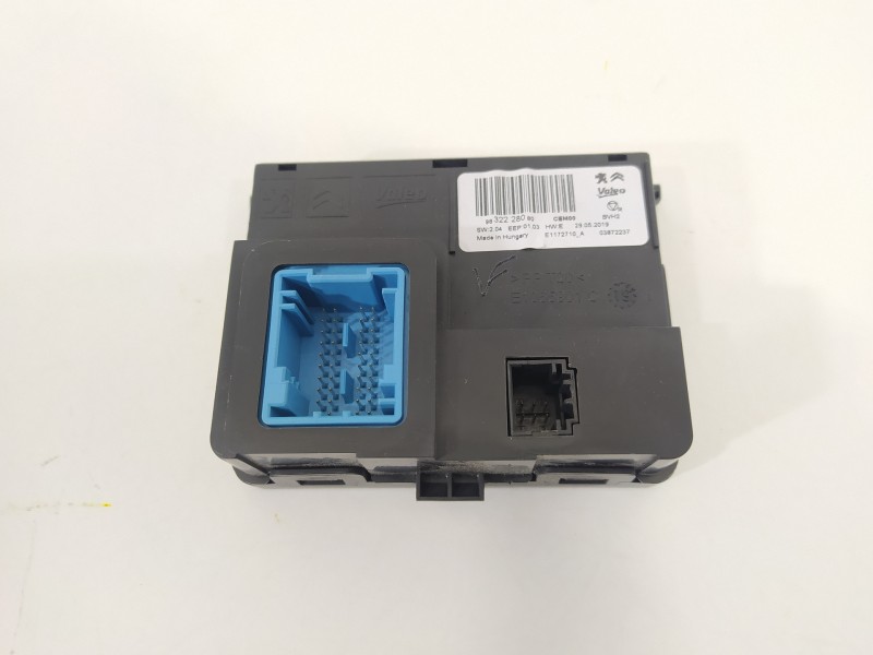 Recambio de modulo electronico para peugeot 308 sw allure referencia OEM IAM 9832228080  
