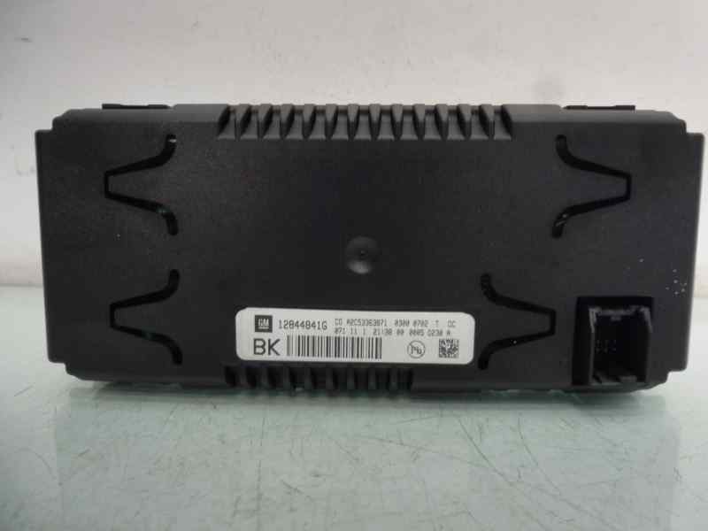 Recambio de pantalla multifuncion para opel insignia berlina cosmo referencia OEM IAM 12844841G  