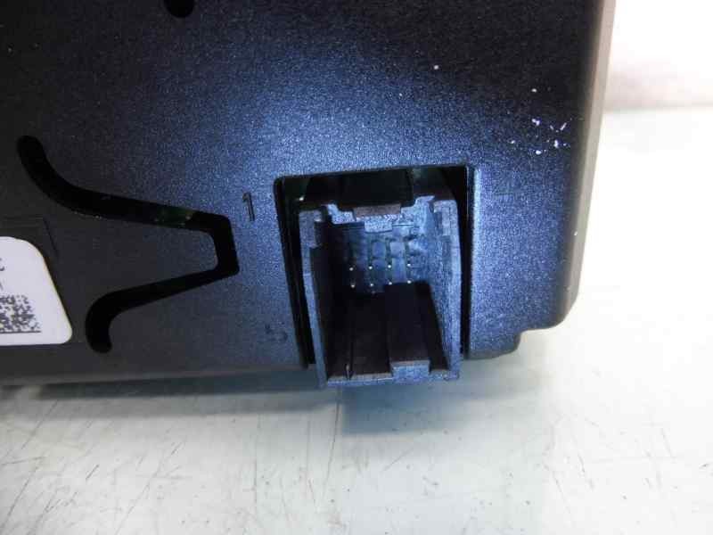 Recambio de pantalla multifuncion para opel insignia berlina cosmo referencia OEM IAM 12844841G  