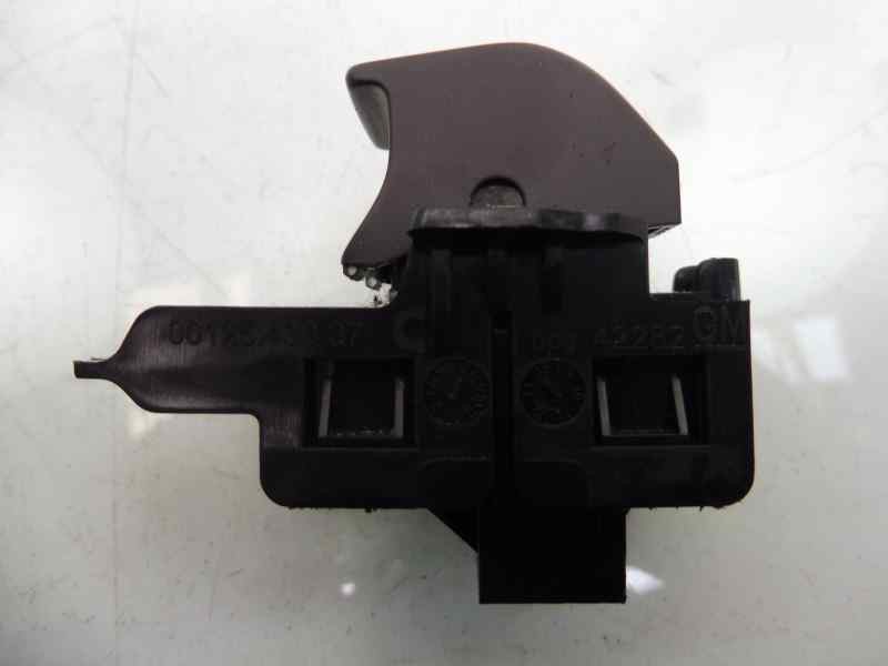 Recambio de palanca freno de mano para opel insignia berlina cosmo referencia OEM IAM 13271124  