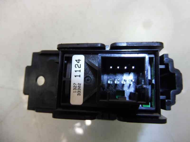 Recambio de palanca freno de mano para opel insignia berlina cosmo referencia OEM IAM 13271124  