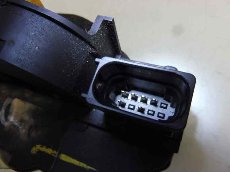 Recambio de cerradura puerta trasera izquierda para opel insignia berlina cosmo referencia OEM IAM 13578024  