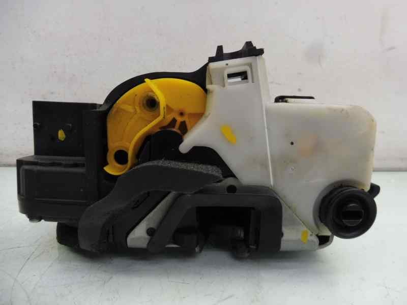 Recambio de cerradura puerta trasera izquierda para opel insignia berlina cosmo referencia OEM IAM 13578024  