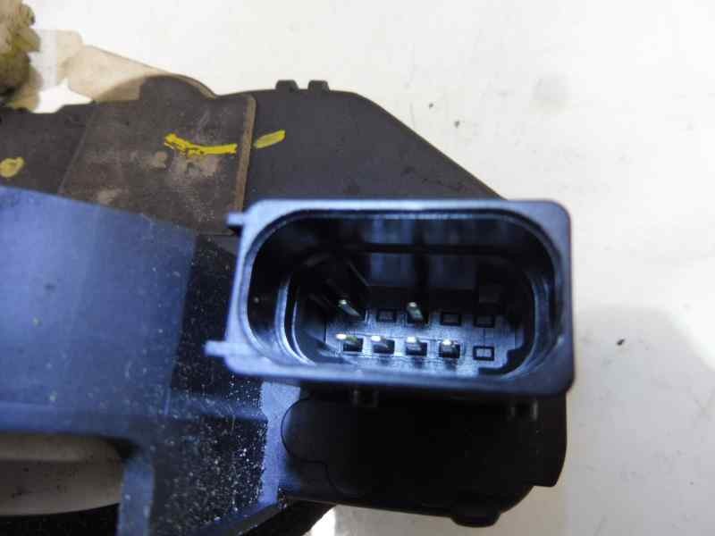 Recambio de cerradura puerta trasera derecha para opel insignia berlina cosmo referencia OEM IAM   