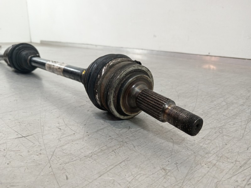 Recambio de transmision delantera derecha para peugeot 308 sw allure referencia OEM IAM 9802479680  