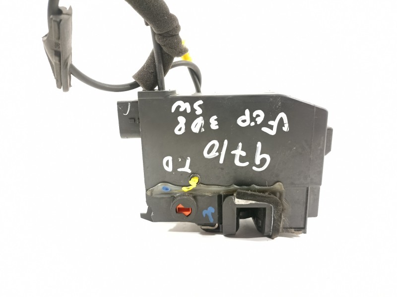 Recambio de cerradura puerta trasera derecha para peugeot 308 sw allure referencia OEM IAM 9826110980  