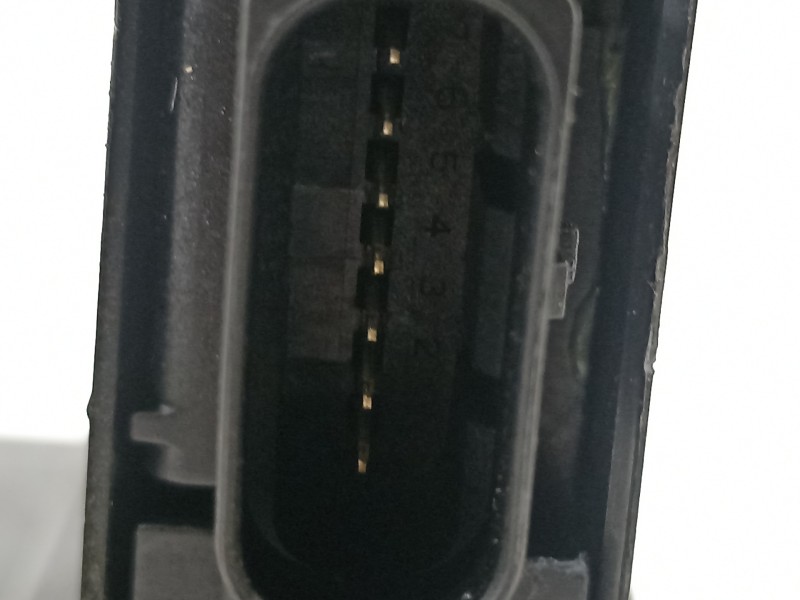 Recambio de cerradura puerta trasera derecha para peugeot 308 sw allure referencia OEM IAM 9826110980  