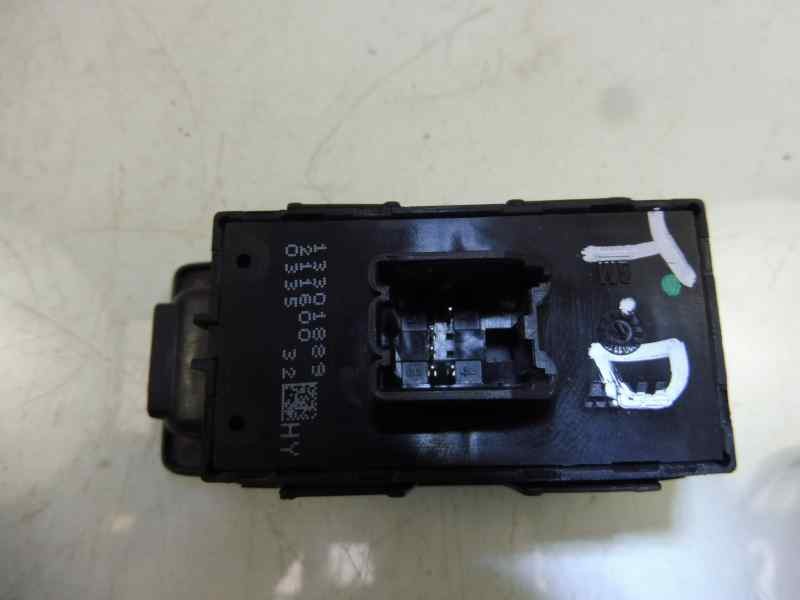 Recambio de mando elevalunas trasero derecho para opel insignia berlina cosmo referencia OEM IAM 13301889  