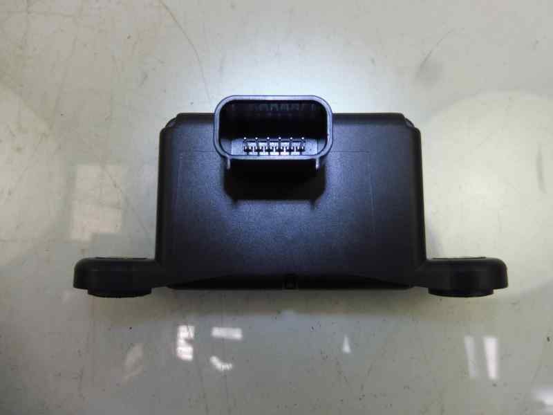 Recambio de modulo electronico para opel insignia berlina cosmo referencia OEM IAM 13505726  