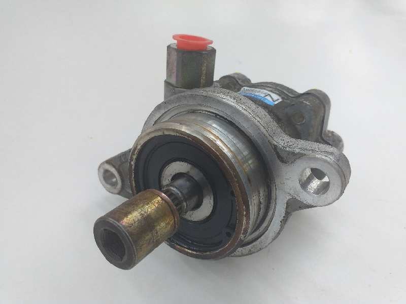 Recambio de bomba direccion para nissan almera (n16/e) acenta referencia OEM IAM 0X251312  