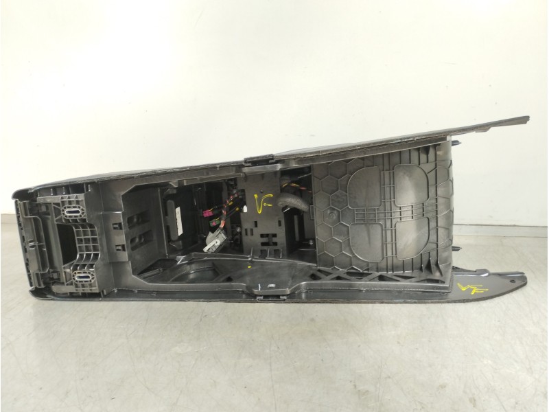 Recambio de apoyabrazos central para mercedes-benz clase gle (bm 167)(09.2018) gle 350 de 4matic (167.117) referencia OEM IAM   