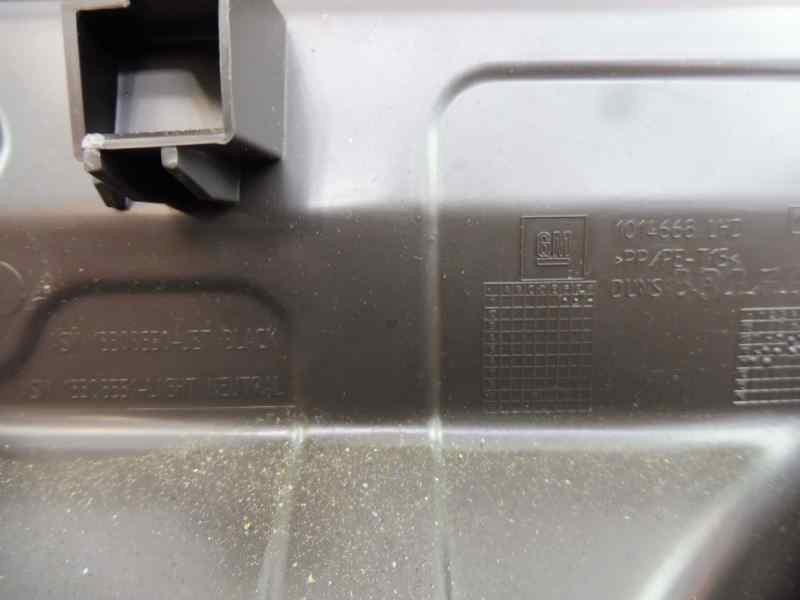 Recambio de guantera para opel insignia berlina cosmo referencia OEM IAM 1014668 13308551 