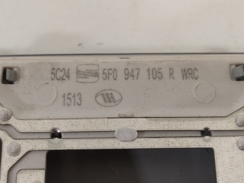 Recambio de luz interior para seat leon st (5f8) fr referencia OEM IAM 5F0947105R 1K0947133 