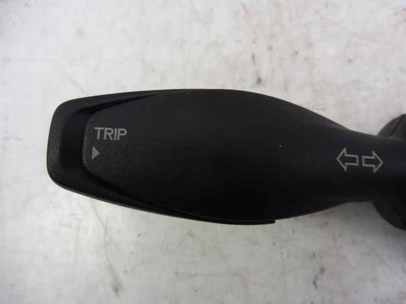 Recambio de mando intermitentes para ford b-max trend referencia OEM IAM 8A6T13335BC  