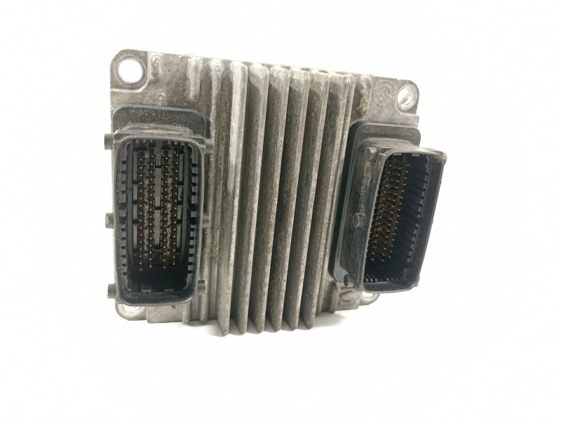 Recambio de centralita motor uce para opel astra g berlina club referencia OEM IAM 12212819  