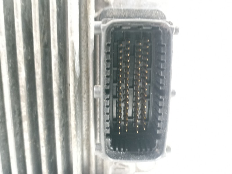 Recambio de centralita motor uce para opel astra g berlina club referencia OEM IAM 12212819  