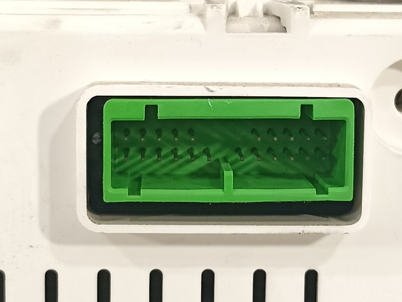 Recambio de cuadro instrumentos para suzuki grand vitara jb (jt) 1,9 ltr. ddis jlx-e 5-türig referencia OEM IAM 3411067JE  