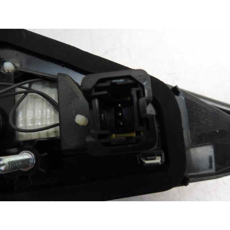 Recambio de piloto trasero izquierdo en porton para renault megane iv berlina 5p life referencia OEM IAM 265550248R  