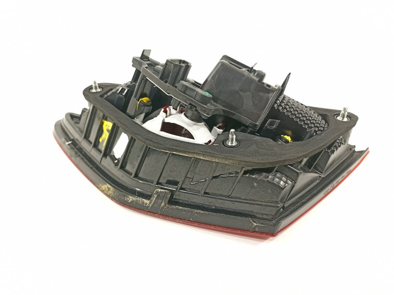 Recambio de piloto trasero izquierdo en porton para seat leon (5f1) style referencia OEM IAM 5F0945093B  