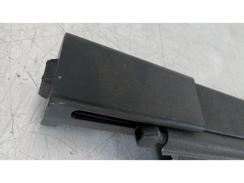 Recambio de bandeja trasera para opel zafira b cosmo referencia OEM IAM   