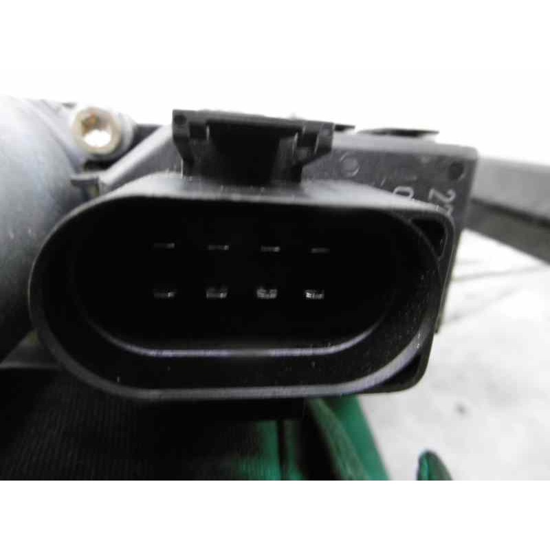 Recambio de elevalunas trasero derecho para audi a6 avant (4b5) 2.5 tdi quattro referencia OEM IAM 4B0839398B 4B5839754C 