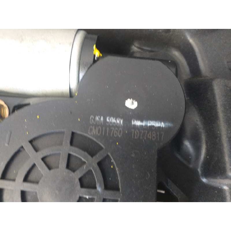 Recambio de elevalunas trasero derecho para mazda 3 berlina (bk) 2.0 sportive referencia OEM IAM BP4K7297X GJ6A5958X PWLP5PA