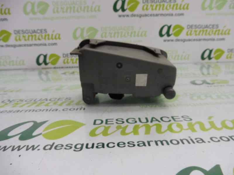 Recambio de faro antiniebla izquierdo para ford b-max trend referencia OEM IAM AV1115K202AA  