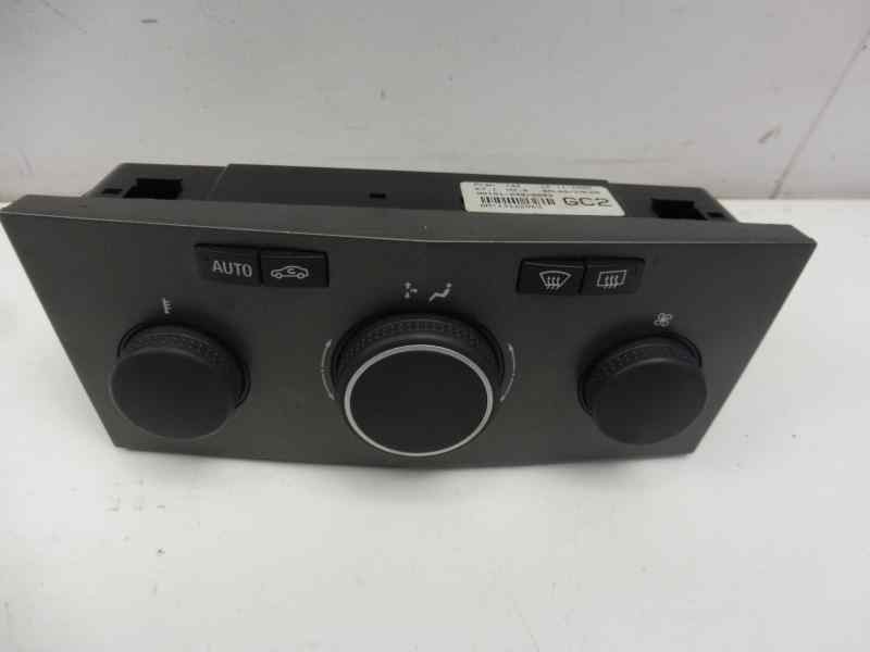 Recambio de mando climatizador para opel astra h berlina essentia referencia OEM IAM 13122963  
