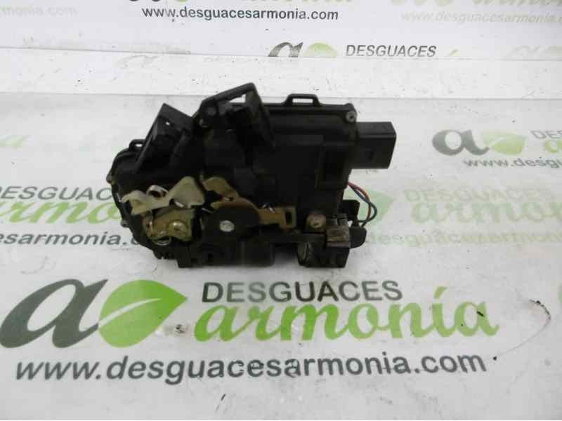 Recambio de cerradura puerta trasera izquierda para audi a6 avant (4b5) 2.5 tdi quattro referencia OEM IAM 4B0839015B  