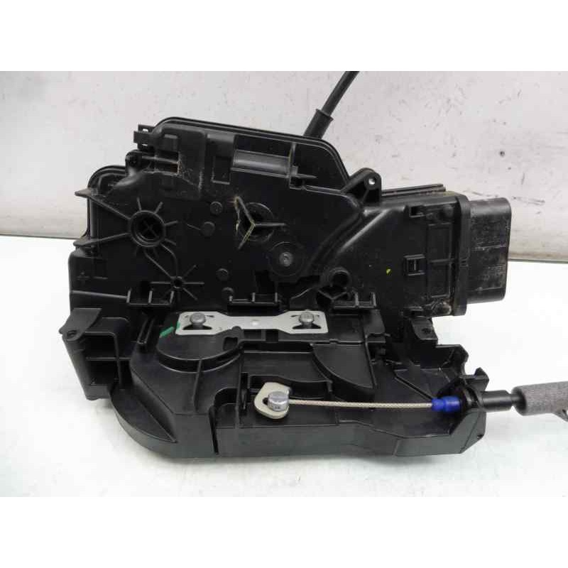 Recambio de cerradura puerta trasera derecha para ford b-max trend referencia OEM IAM AV1AR26412AB  