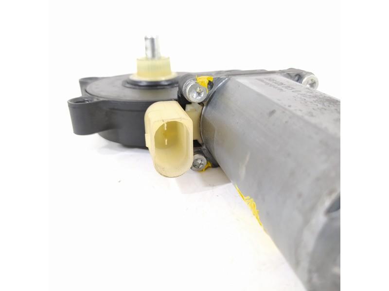 Recambio de motor elevalunas delantero derecho para bmw x5 (e53) 3.0d referencia OEM IAM 8381020 0130821953 