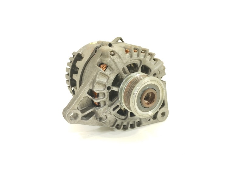 Recambio de alternador para hyundai i40 cab bluedrive referencia OEM IAM 373002A800 2609674 