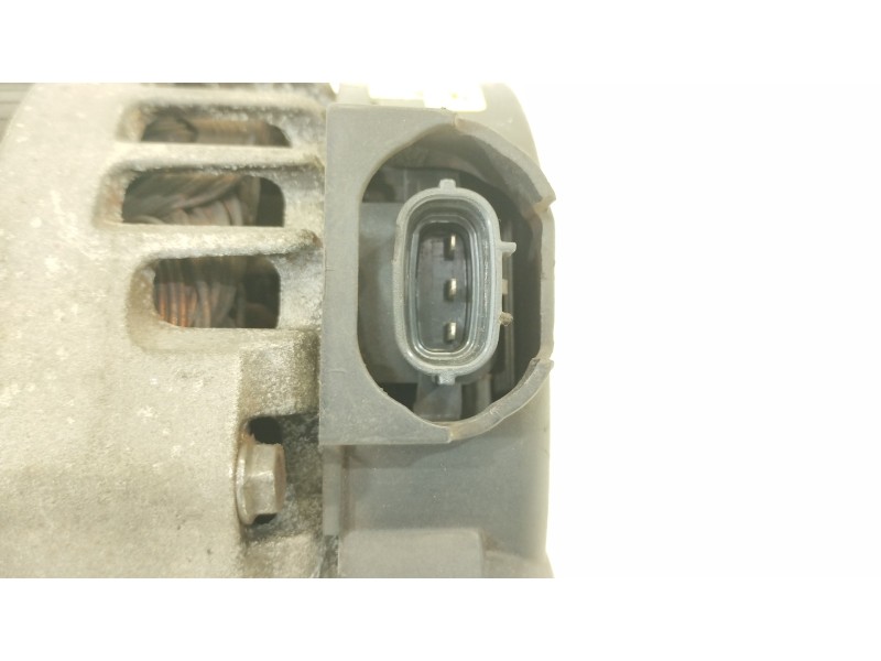 Recambio de alternador para hyundai i40 cab bluedrive referencia OEM IAM 373002A800 2609674 