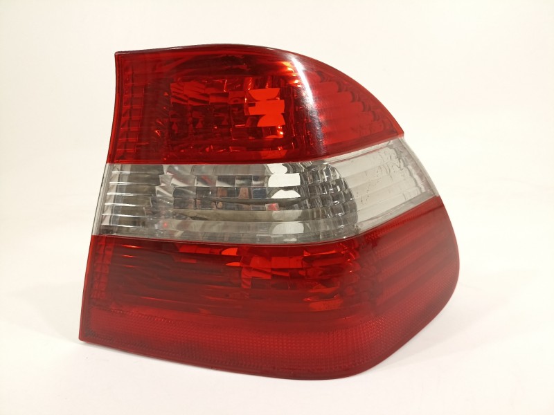 Recambio de piloto trasero derecho para bmw serie 3 berlina (e46) 320i referencia OEM IAM 63216946534  