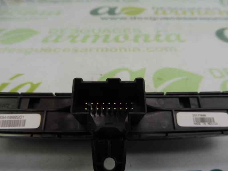 Recambio de warning para opel insignia berlina excellence referencia OEM IAM 23177688  