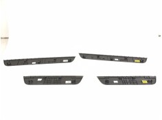 Recambio de moldura para kia sorento hev 2023 1.6 tci-gdi referencia OEM IAM 85883P2000 85887P2000 85878P220 2