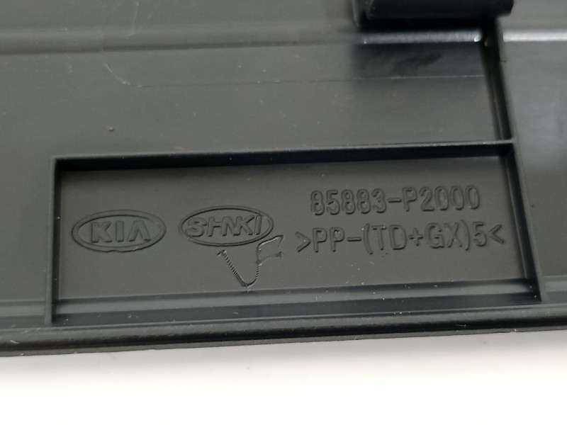 Recambio de moldura para kia sorento hev 2023 1.6 tci-gdi referencia OEM IAM 85883P2000 85887P2000 85878P220
