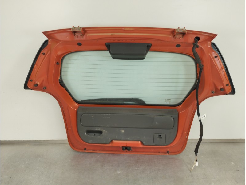 Recambio de porton trasero para chevrolet spark basis + referencia OEM IAM 95147560  