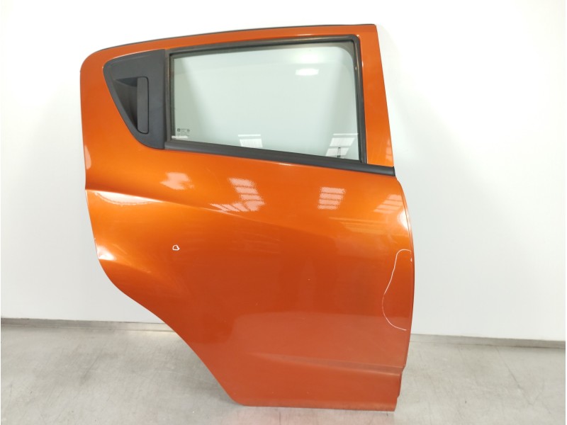 Recambio de puerta trasera derecha para chevrolet spark basis + referencia OEM IAM 95912985  
