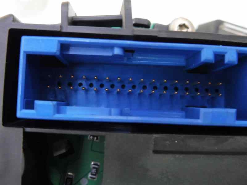 Recambio de cuadro instrumentos para skoda octavia berlina (1u2) ambiente referencia OEM IAM 1U0920811F 110080146/017 SKZ7Z0A117