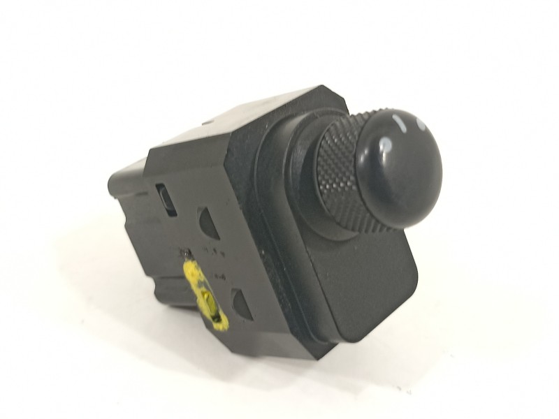 Recambio de mando retrovisor para suzuki grand vitara jb (jt) 1,9 ltr. ddis jlx-e 5-türig referencia OEM IAM 3795062J10000  