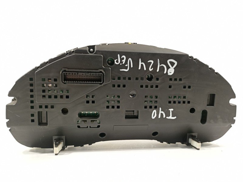 Recambio de cuadro instrumentos para hyundai i40 cab bluedrive referencia OEM IAM 940013Z050 11001783620H 