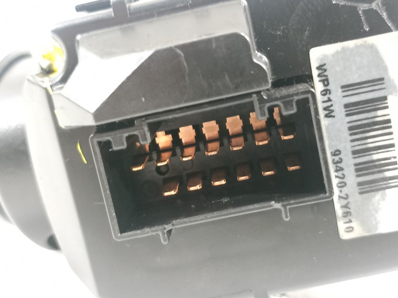 Recambio de mando limpia para hyundai i40 cab bluedrive referencia OEM IAM 934202Y610  