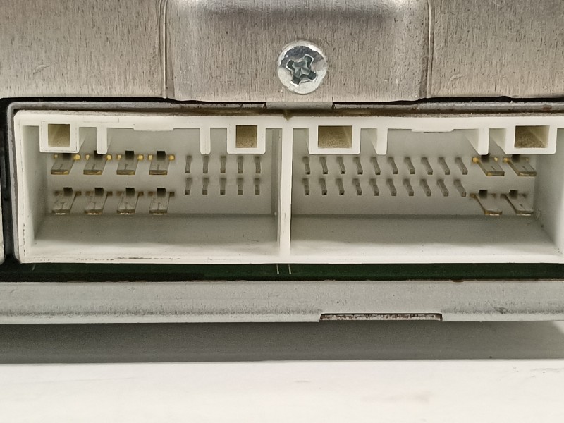 Recambio de sistema audio / radio cd para hyundai i40 cab bluedrive referencia OEM IAM 961703Z0704X  