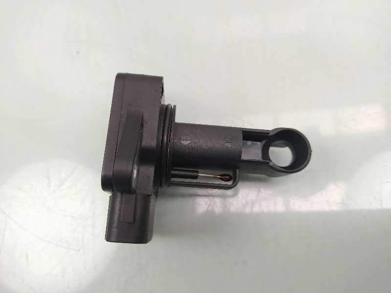 Recambio de caudalimetro para toyota avensis wagon (t25) 2.0 sol referencia OEM IAM 222040J010 1974003010 