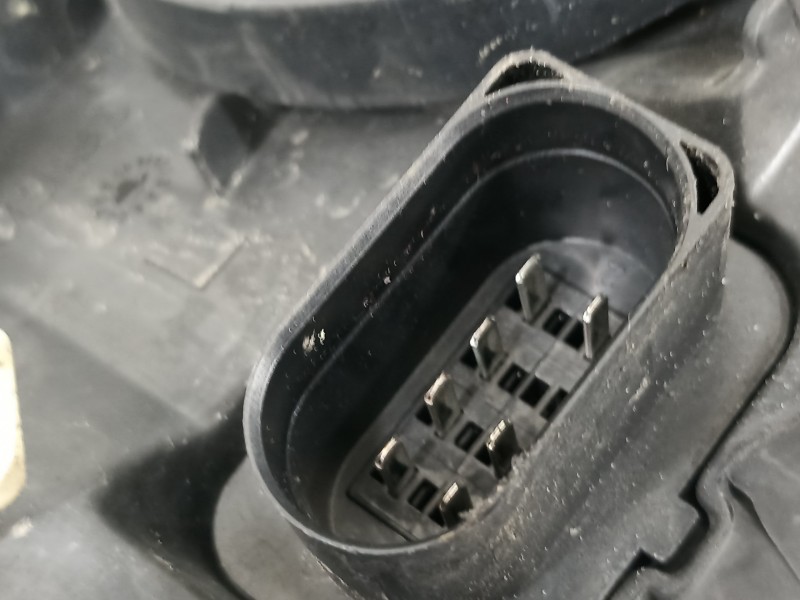 Recambio de faro izquierdo para seat cordoba berlina (6k2) stella referencia OEM IAM 6K1941043A  