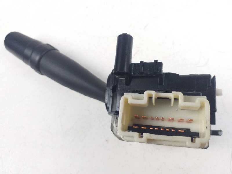 Recambio de mando luces para toyota avensis wagon (t25) 2.0 sol referencia OEM IAM 8414005110  