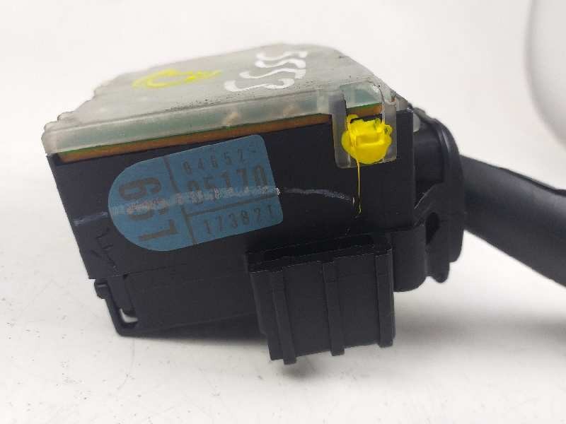 Recambio de mando limpia para toyota avensis wagon (t25) 2.0 sol referencia OEM IAM 8465205170  
